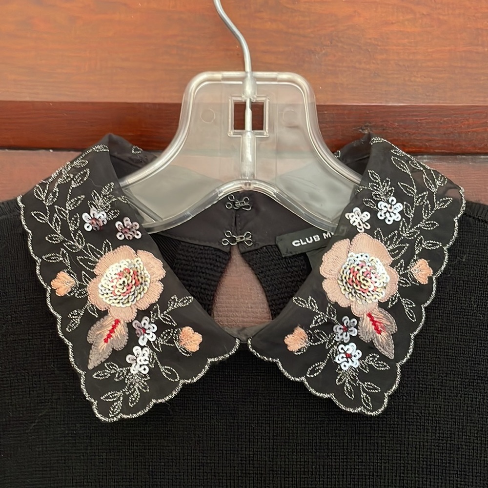 Club Monaco black knit dress with lace embroidered/sequinned collar - like new